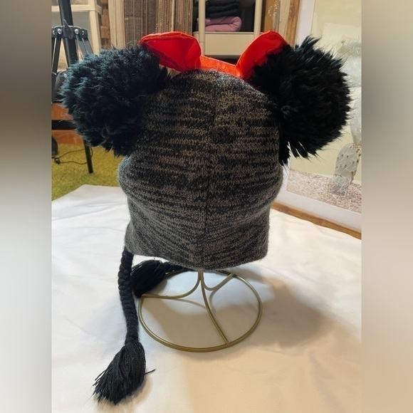 Disney OS Minnie Mouse black beanie - Picture 3 of 6